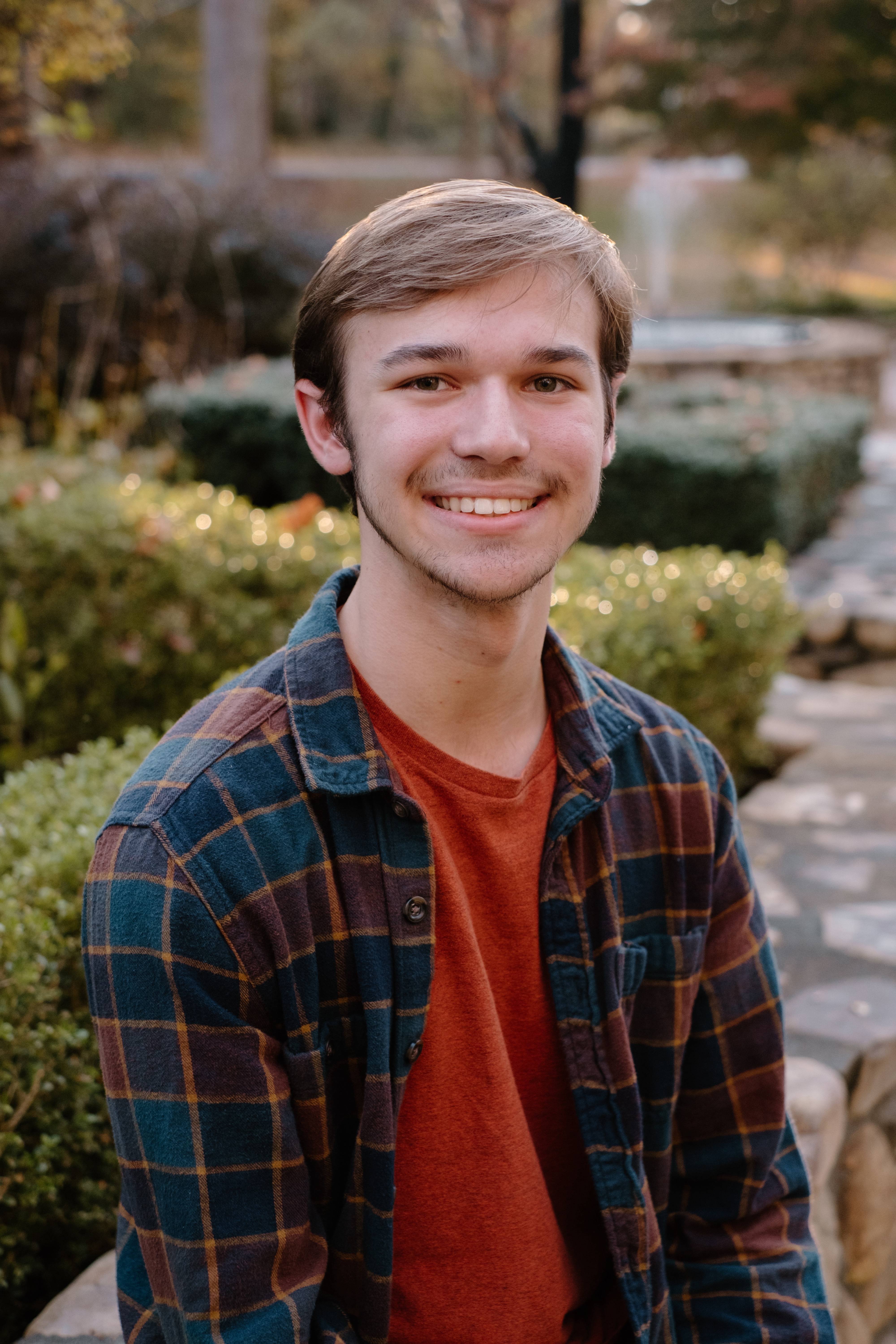 Photo of Luke DeVries